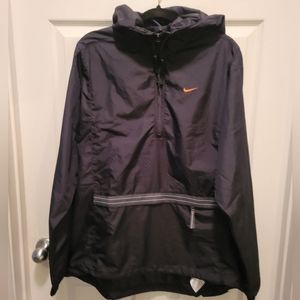 Nike Mens Large Hooded Rain Jacket